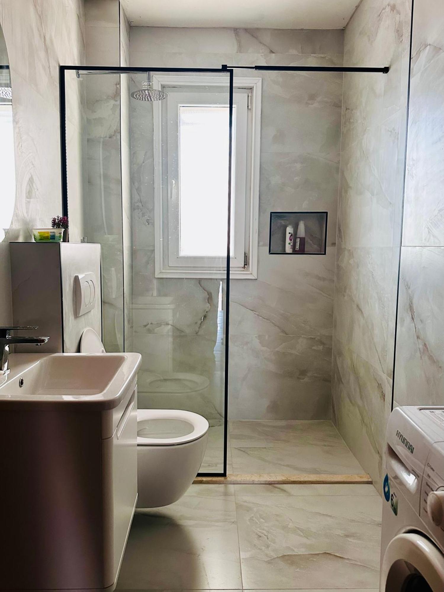 Sleepin Shkoder Apartment ภายนอก รูปภาพ